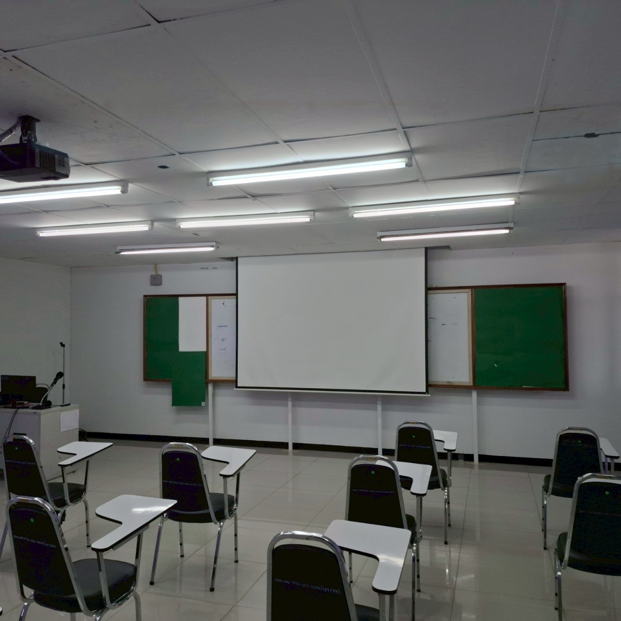 ห้องเรียน 1203 (ลป)